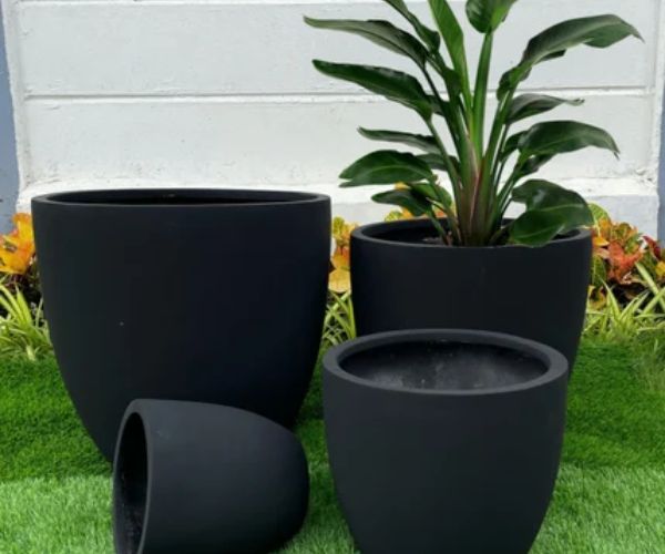 أشكال أحواض فيبر جلاس بأحجام متنوعة 