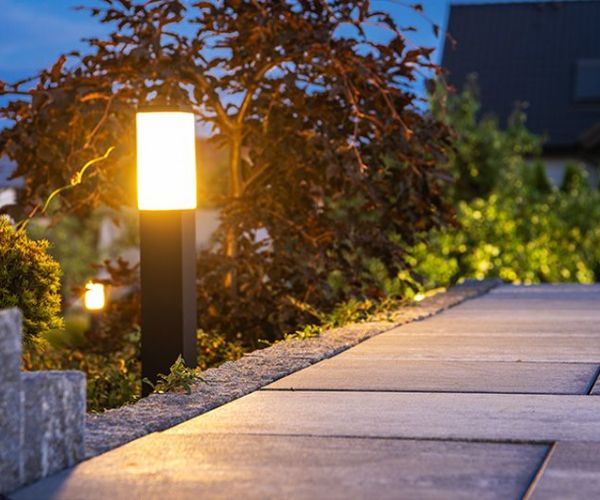 ممرات حدائق مضيئة