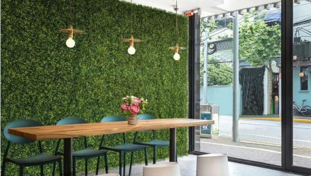 عشب صناعي للجدران